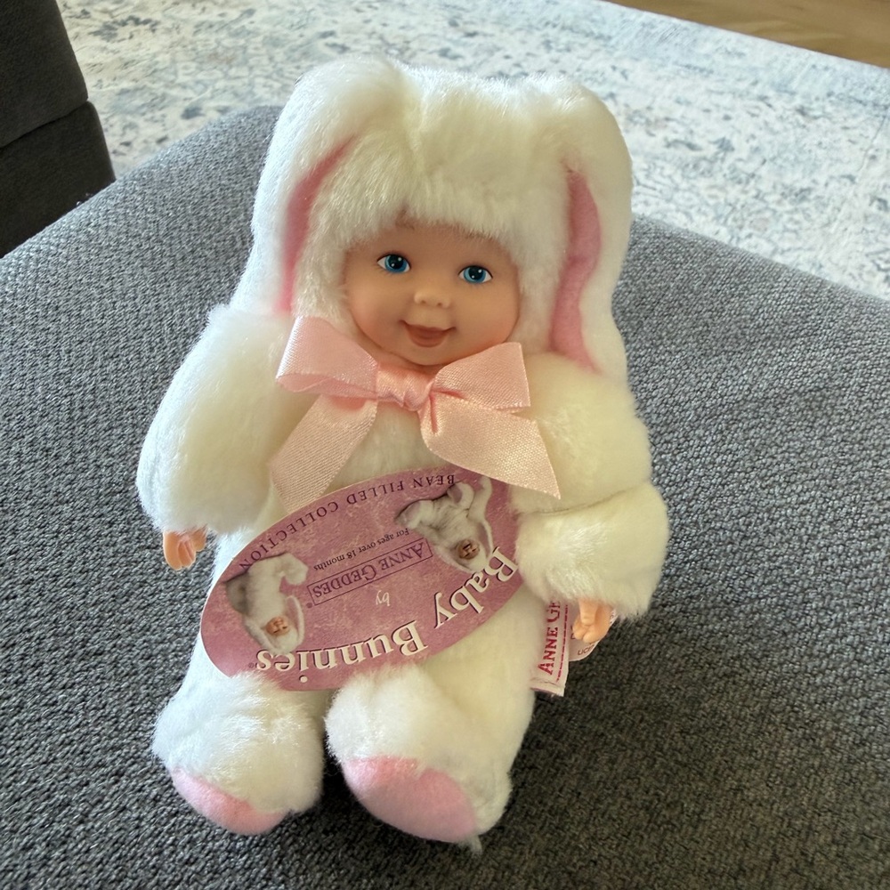 Anne Geddes Baby Bunnies Plush Doll NWT